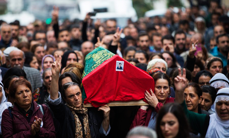 Έρχονταν από κάθε γωνιά όμως πέθαναν μαζί στην Άγκυρα: Οι ιστορίες των θυμάτων της διπλής βομβιστικής επίθεσης