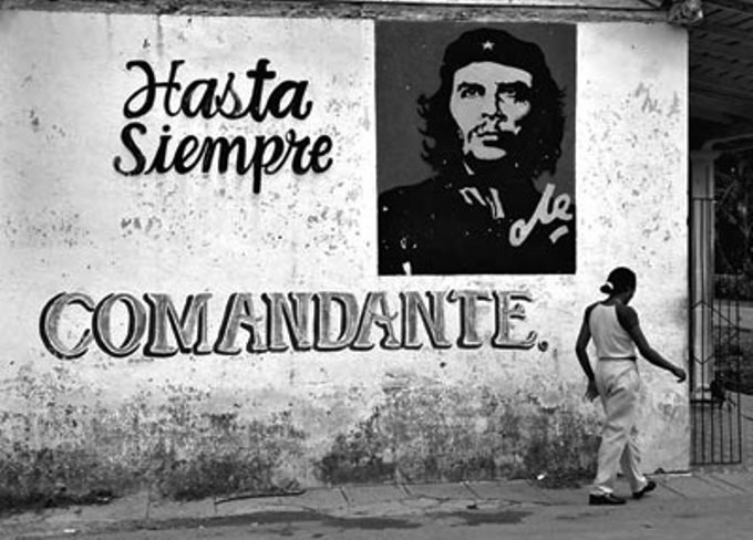 Hasta Siempre Comandante: Το τραγούδι που τραγούδησε και τραγουδά όλος ο κόσμος