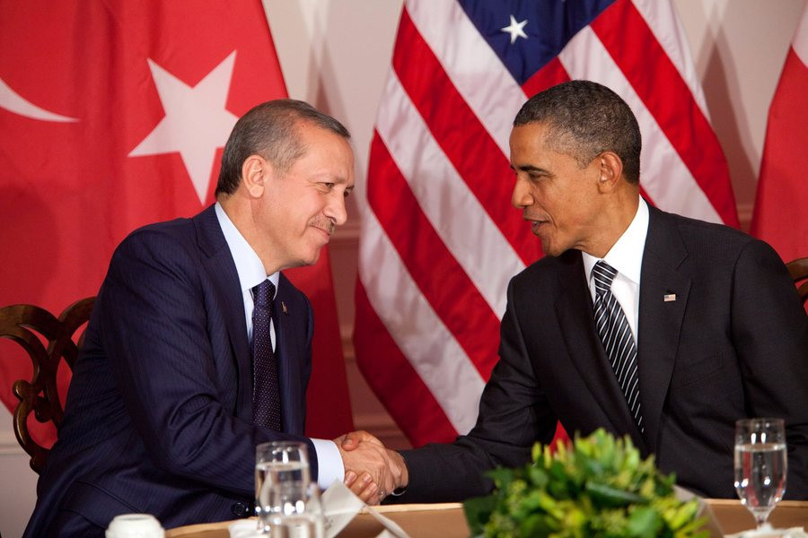 Επικοινωνία Ομπάμα – Ερντογάν για συνεργασία κατά του Ισλαμικού Κράτους
