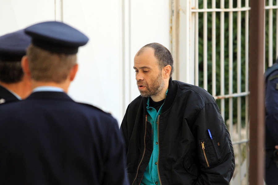 Νίκος Μαζιώτης στο δικαστήριο: Τίτλος τιμής το να είμαι ένοπλος