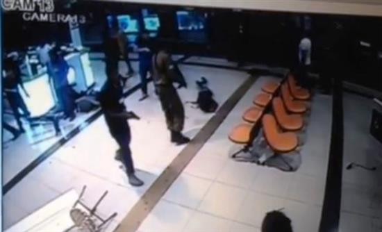 Ισραήλ: Ένοπλοι πυροβόλησαν και μαχαίρωσαν πολίτες σε σταθμό λεωφορείων [ΒΙΝΤΕΟ]