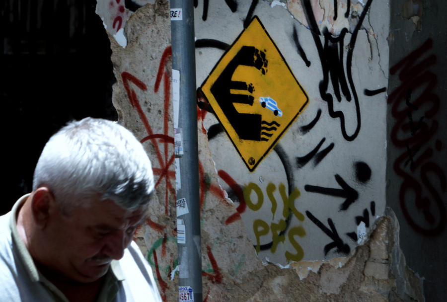 Ταΐζοντας τους κουτόφραγκους θεωρίες Grexit