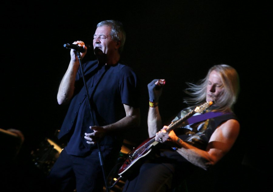 Οι Deep Purple παρουσιάζουν live τα δυο καινούργια τους τραγούδια [ΒΙΝΤΕΟ]
