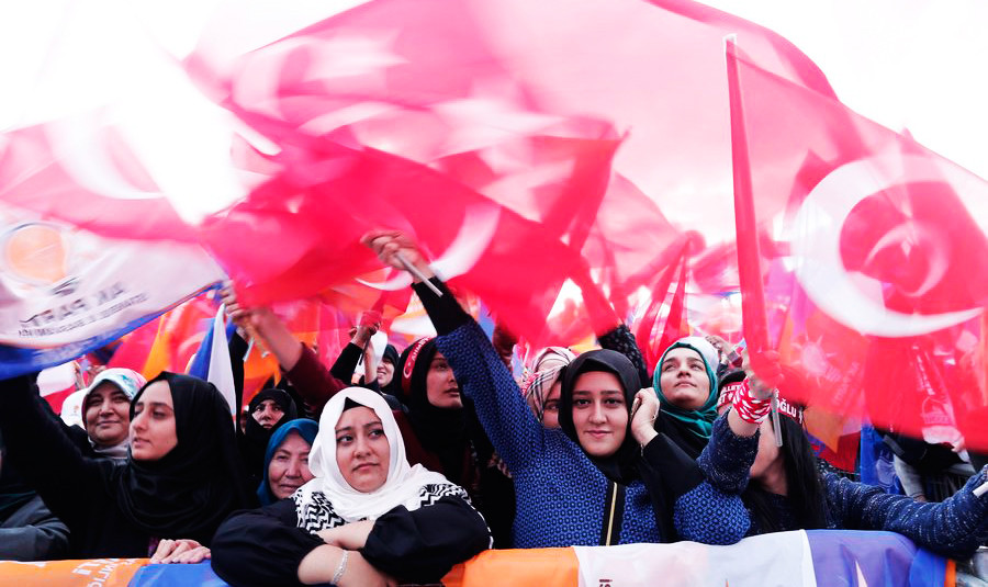 Οι δημοσκοπήσεις στην Τουρκία δείχνουν και πάλι αδιέξοδο