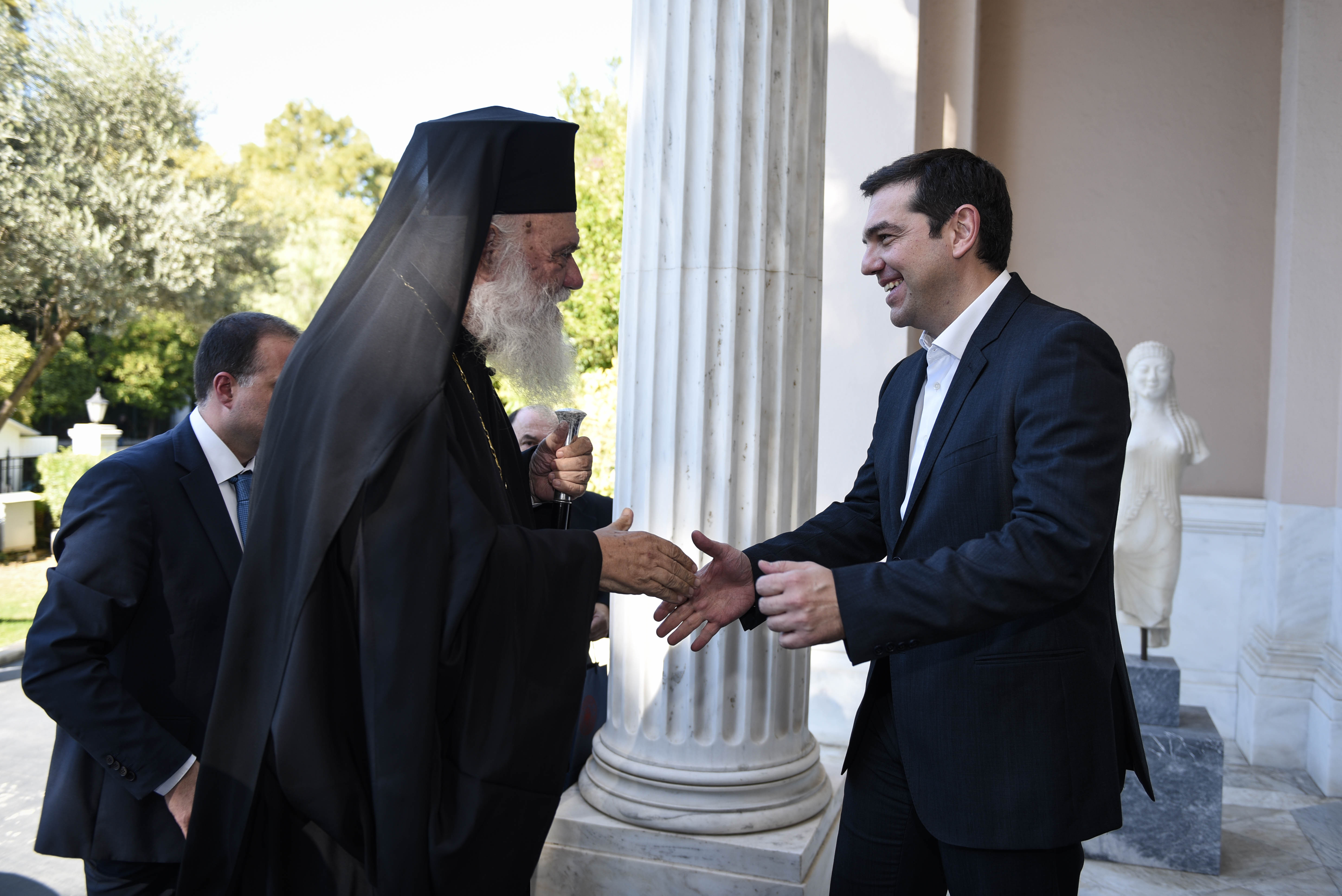 Τσίπρας και Ιερώνυμος ανοίγουν το κεφάλαιο της εκκλησιαστικής περιουσίας