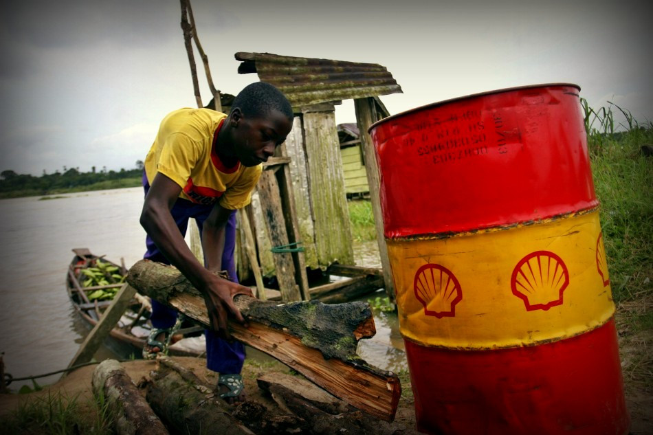 Νιγηρία: Η Shell συνεχίζει να εξαπλώνει τον «αργό» θάνατο