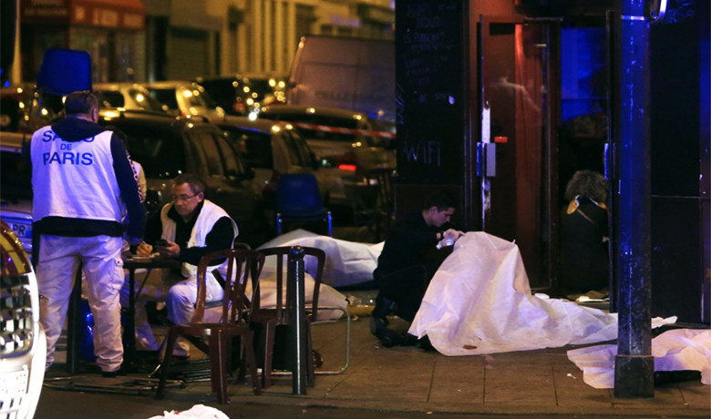 Πάνω από 150 νεκροί από το πολλαπλό τρομοκρατικό χτύπημα στο Παρίσι