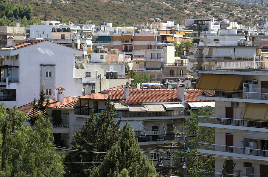 Κόντρα κυβέρνησης – αντιπολίτευσης για την προστασία πρώτης κατοικίας