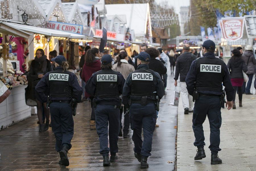 Έως τα τέλη Νοεμβρίου η απαγόρευση διαδηλώσεων στο Παρίσι