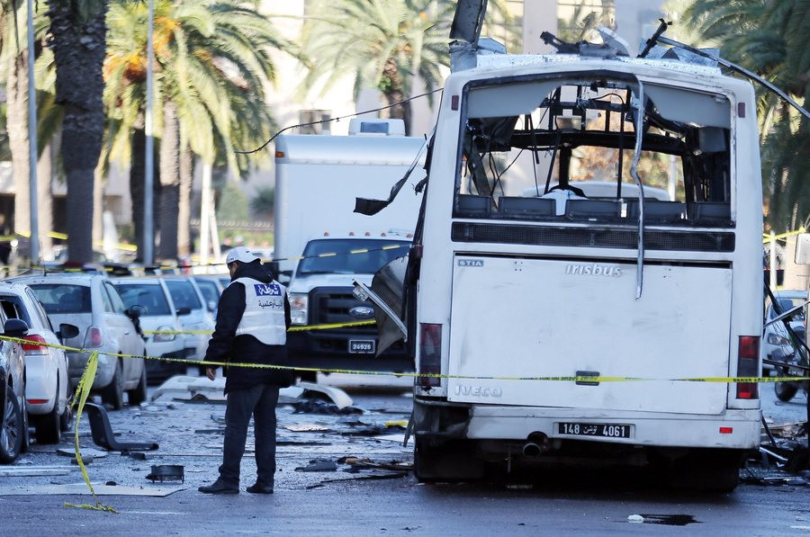 Το Ισλαμικό Κράτος ανέλαβε την ευθύνη για την επίθεση αυτοκτονίας στην Τυνησία