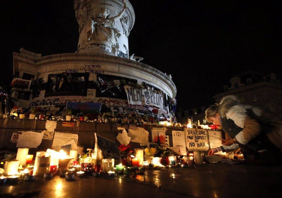 Στα 2 δις το κόστος των τρομοκρατικών επιθέσεων στο Παρίσι