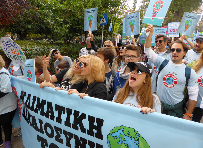 Η πορεία για το κλίμα στην Αθήνα [Φωτογραφίες]
