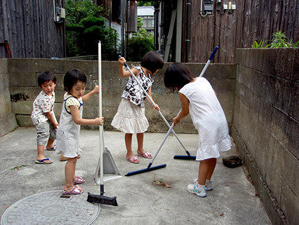 Ιαπωνία: Μάθημα… υπευθυνότητας, η Ώρα της Καθαριότητας