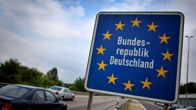 Βερολίνο: Υπάρχει πίεση για τη Σένγκεν αλλά θέλουμε να τη διατηρήσουμε