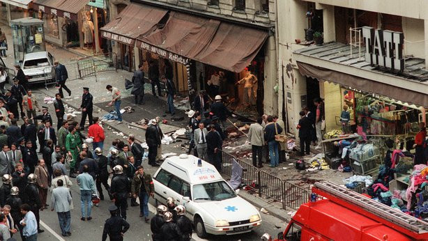Δύο υπόπτους για τις επιθέσεις στο Παρίσι ψάχνουν σε Γαλλία – Βέλγιο