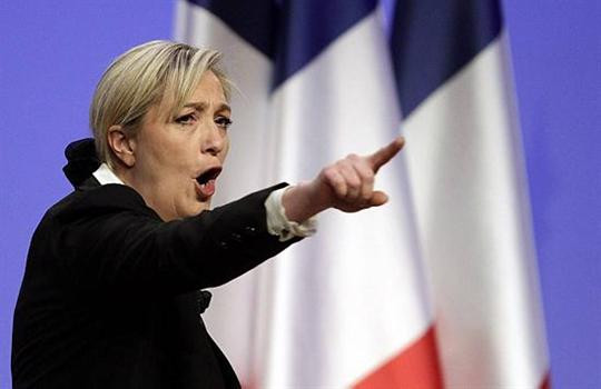 Μέτωπο κατά του Εθνικού Μετώπου στο παρα πέντε των περιφερειακών εκλογών στη Γαλλία