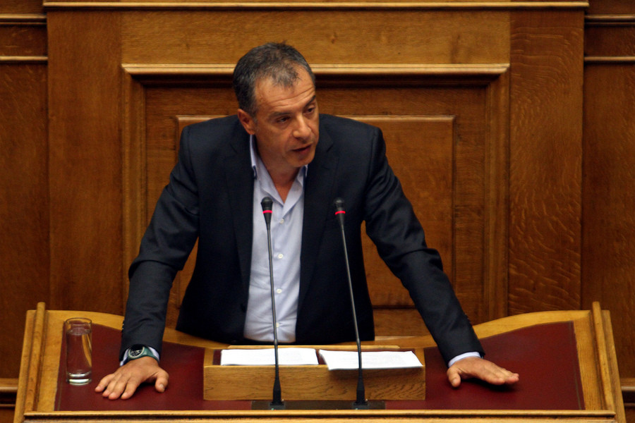 Θεοδωράκης: Γκρίζος, αδιαφανής και άδικος προϋπολογισμός