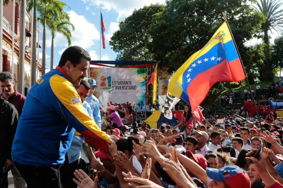 Κάλπες σήμερα στη Βενεζουέλα, με τους «τσαβίστας» σε δύσκολη θέση