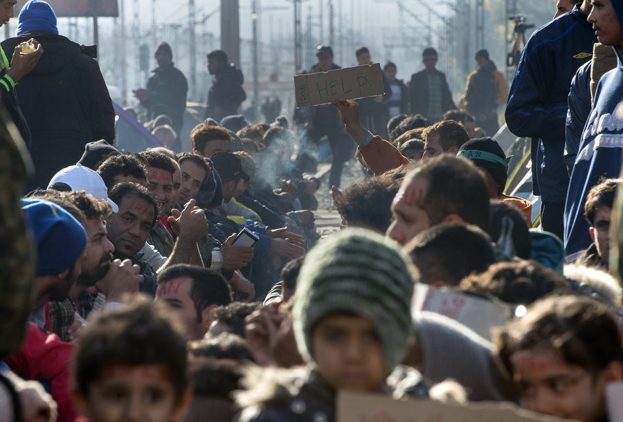 Πώς η Ελλάδα μπορεί να δεχθεί 2 εκατομμύρια σύρους πρόσφυγες