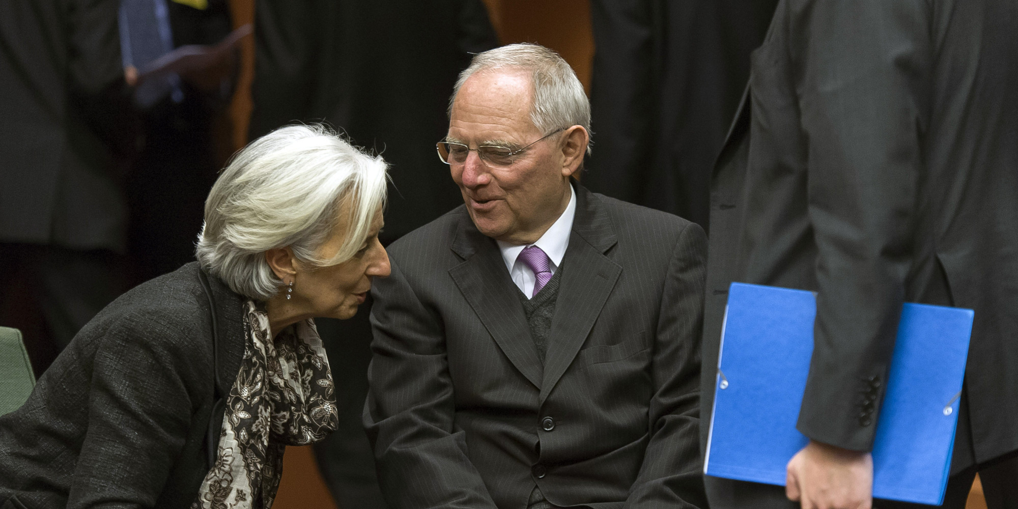 Σόιμπλε: Δεν συμφέρει την Ελλάδα το ΔΝΤ- exit από το πρόγραμμα