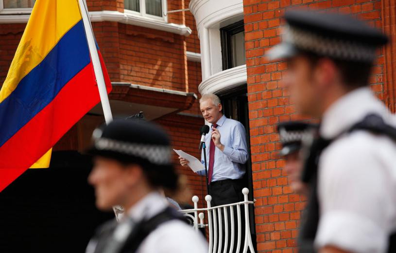 Σουηδοί θα ανακρίνουν τον Ασάνζ στην πρεσβεία του Ισημερινού στο Λονδίνο