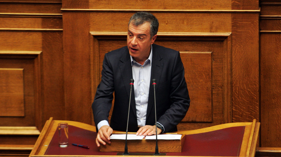 Θεοδωράκης: Το 65% των ρυθμίσεων του πολυνομοσχεδίου είναι ρουσφέτια και μπαλώματα