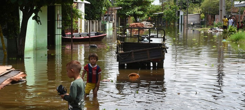 Πάνω από 100.000 πλημμυροπαθείς στη Λατινική Αμερική από το Ελ Νίνιο [ΒΙΝΤΕΟ]