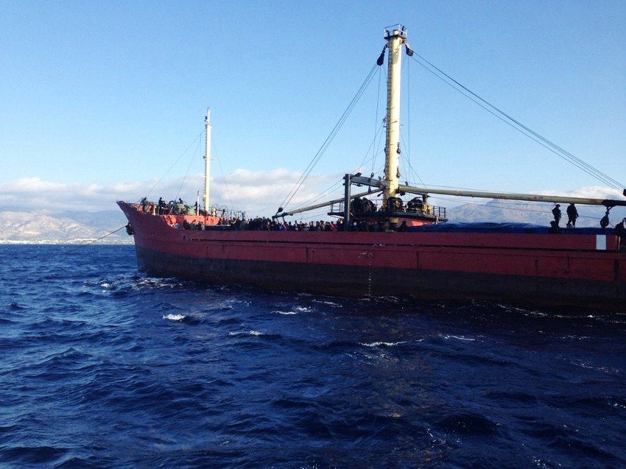 Αίσιο τέλος για το ακυβέρνητο φορτηγό πλοίο στο Ταίναρο