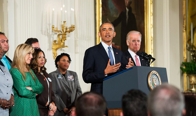Ο Ομπάμα κήρυξε πόλεμο στα όπλα: Ανακοίνωσε μέτρα για περιορισμό της οπλοκατοχής