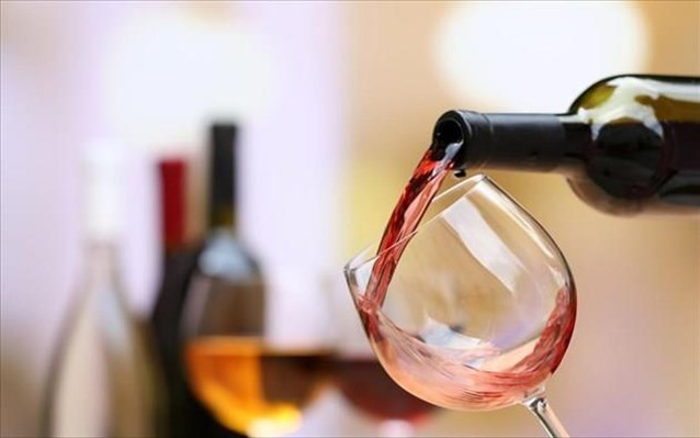 Στο ΣτΕ οι οινοπαραγωγοί κατά του ειδικού φόρου στο κρασί