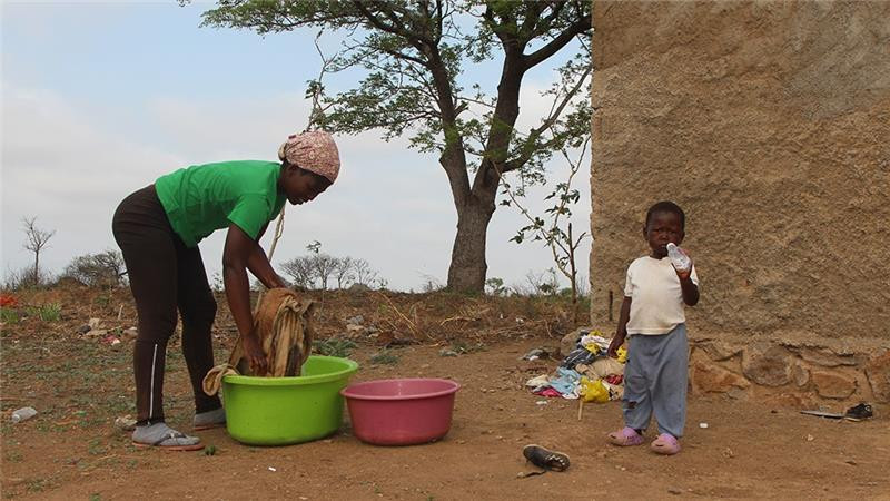 Παιδικοί γάμοι στη Μοζαμβίκη: Η «απόδραση» των απελπισμένων