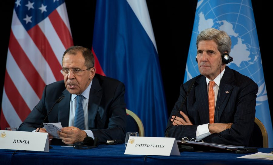 Λαβρόφ – Κέρι για Συρία: Απαραίτητος ο συντονισμός ΗΠΑ – Ρωσίας