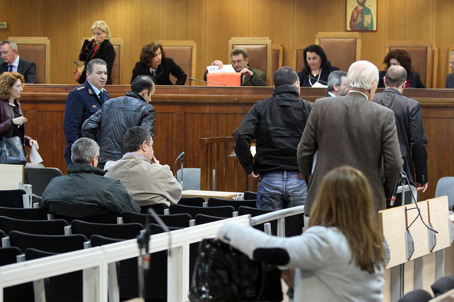Δίκη Χρυσής Αυγής: Έκκληση της προέδρου στους δικηγόρους να προχωρήσει η διαδικασία