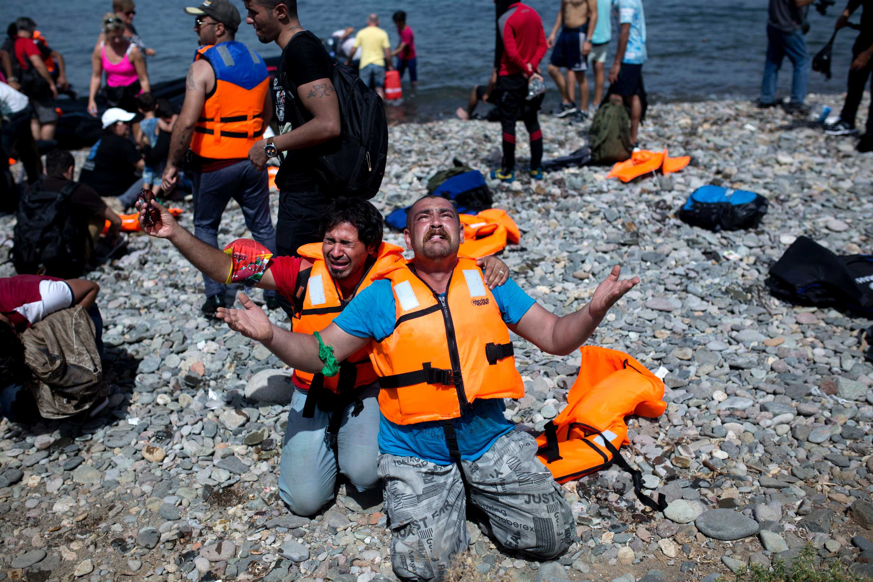 Προθεσμία λίγων ημερών σε Ε.Ε. και Τουρκία για να λυθεί το προσφυγικό
