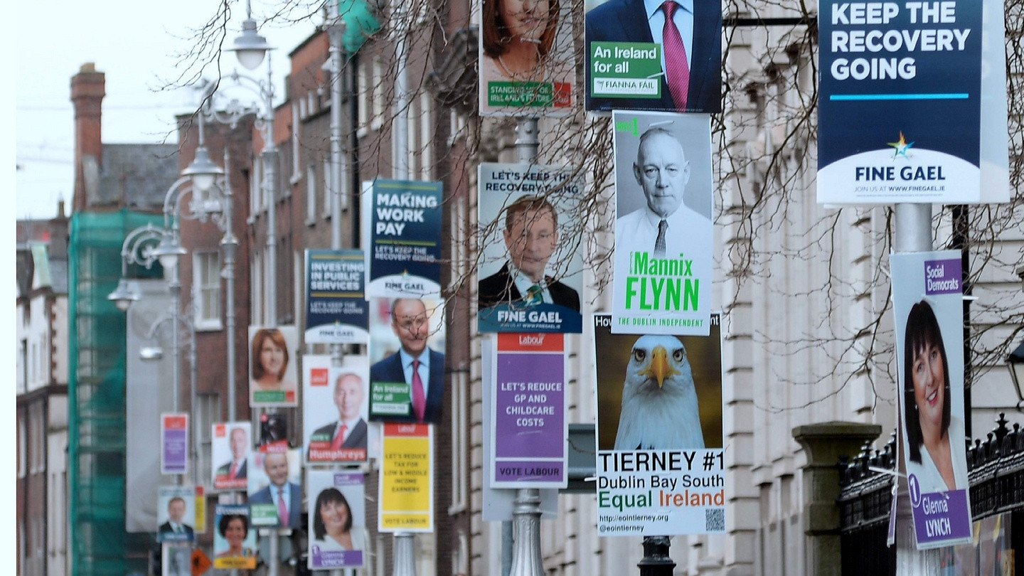Ιρλανδία: Κατέρρευσε ο κυβερνητικός συνασπισμός – Πολιτικό αδιέξοδο μετά τις εκλογές