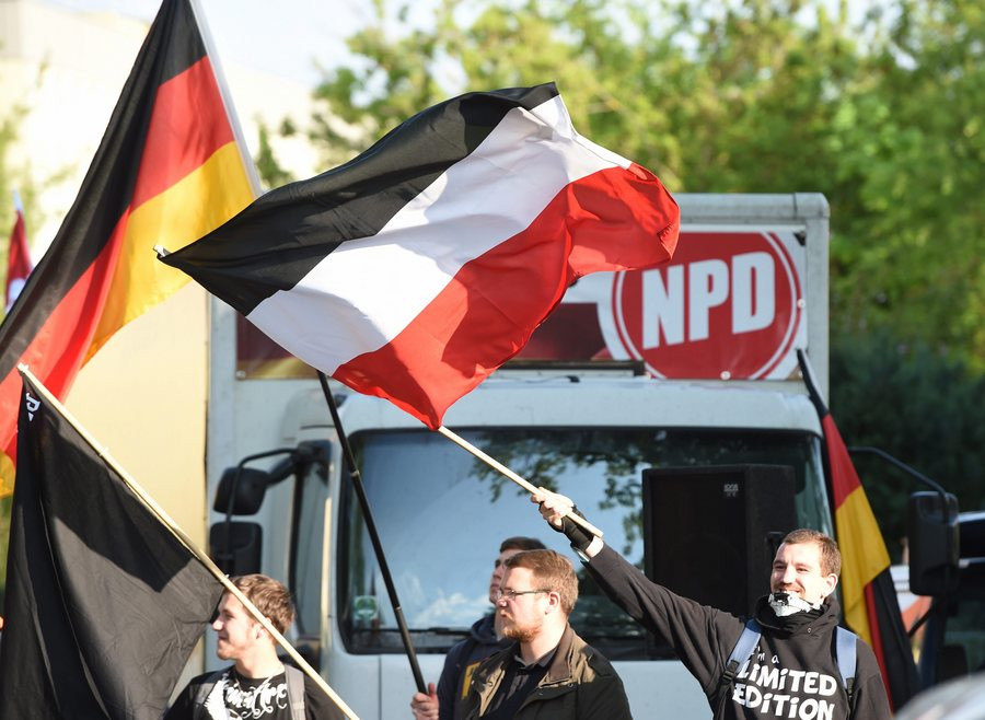 Γερμανία: Το Συνταγματικό Δικαστήριο εξετάζει αίτημα της Άνω Βουλής να τεθεί εκτός νόμου το νεοναζιστικό NPD