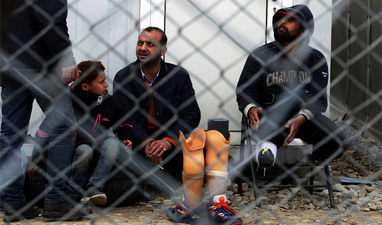 Πάνω από 30.000 οι εγκλωβισμένοι πρόσφυγες στην Ελλάδα