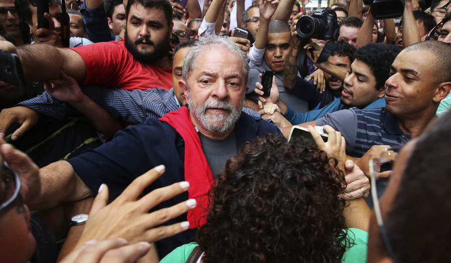 Λούλα: «Θέαμα για τα μέσα ενημέρωσης η έρευνα σε βάρος μου, δεν χρωστάω τίποτα και δεν φοβάμαι»