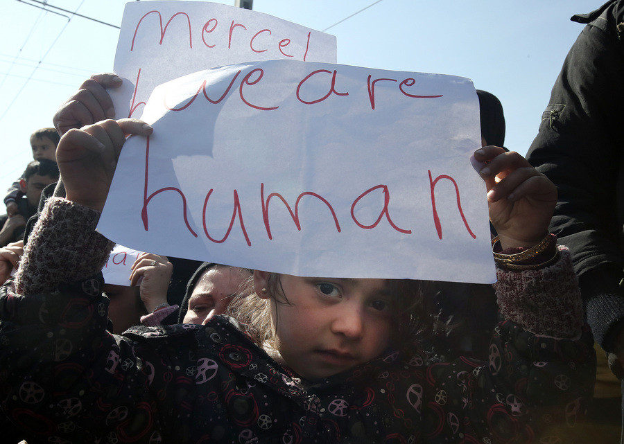 Πάνω από 13.000 πρόσφυγες εγκλωβισμένοι στην Ειδομένη