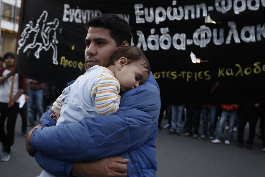 Πορεία αντιρατσιστικών οργανώσεων και προσφύγων στο κέντρο της Αθήνας