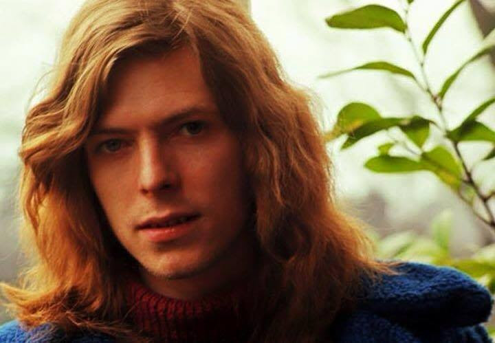Vinyl is Back με 90s και αφιέρωμα στον David Bowie