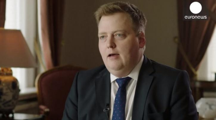 Ο Ισλανδός πρωθυπουργός αποχώρησε από συνέντευξη όταν ρωτήθηκε για τα “Panama Papers” [Βίντεο]