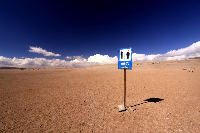 Από την έρημο μέχρι το Έβερεστ: Τουαλέτες στα πιο απίθανα μέρη του κόσμου