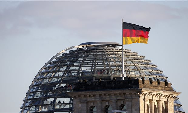 Γερμανικό Υπ. Οικονομικών: Υπάρχει μόνο μια λύση, αυτή που συμφωνήθηκε το καλοκαίρι