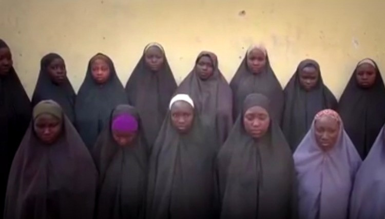 Οι αγνοούμενες μαθήτριες της Νιγηρίας ζωντανές σε βίντεο της Μπόκο Χαράμ