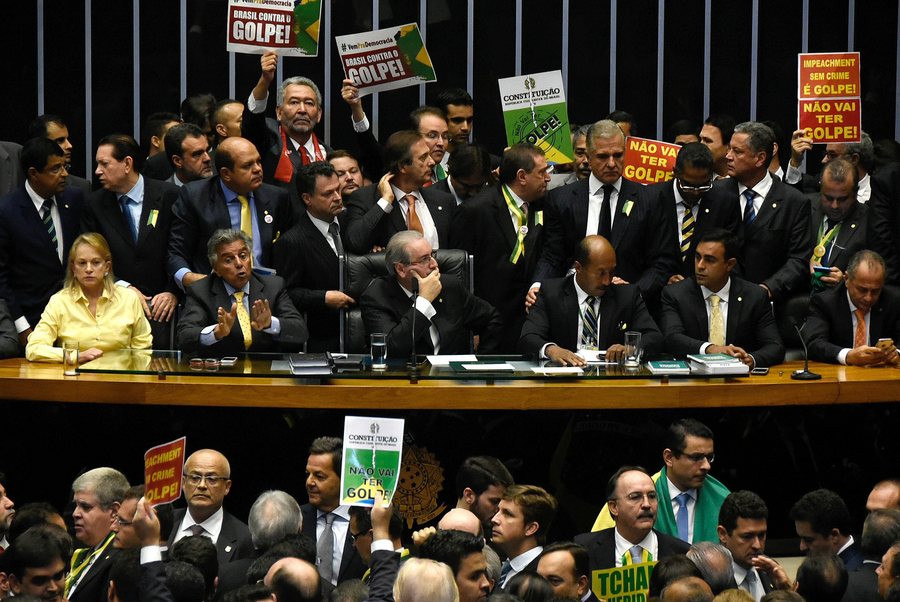 Η Κάτω Βουλή της Βραζιλίας αποφασίζει σήμερα για την αποπομπή της Ρούσεφ