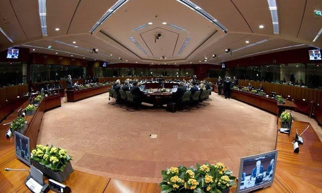 «Ναυάγησε» το Eurogroup της Μεγάλης Πέμπτης – Σύνοδο Κορυφής ζητά η Ελλάδα
