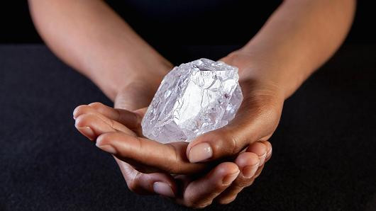 Lesedi la Rona: Ένα διαμάντι ηλικίας 3 δισ. ετών και αξίας 70 εκατ. δολαρίων