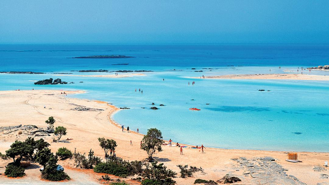 Η Corriere διαλέγει τις 15 ωραιότερες παραλίες της Ελλάδας