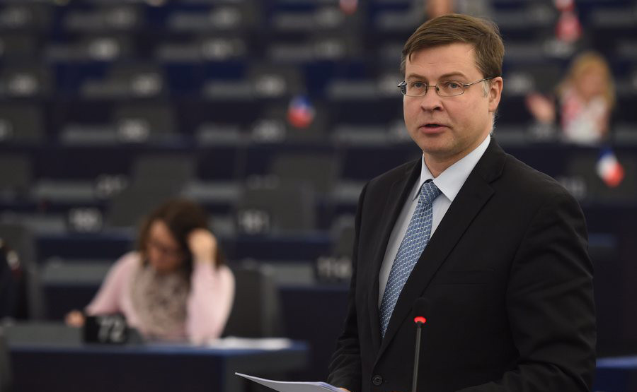 Ντομπρόβσκις: Αυτό αποφάσισε το Eurogroup